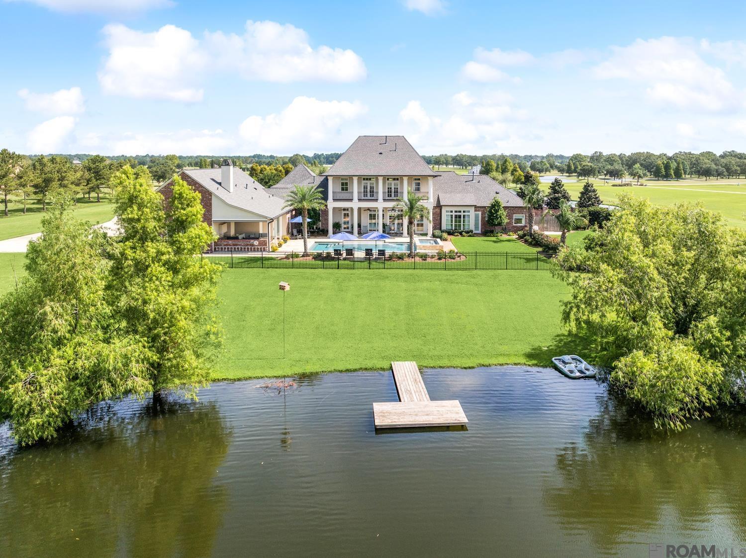 21910 Rabbit Run Dr