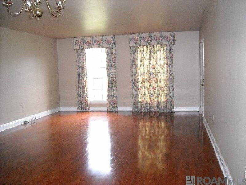 1755 College Dr # 121 Unit: #121