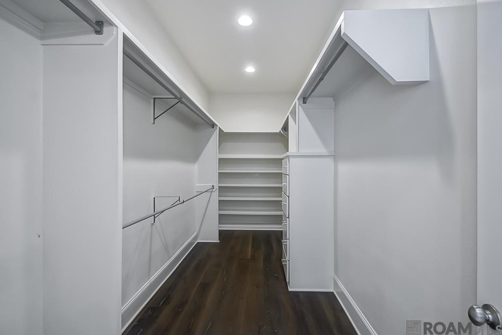 3647 Rue D Orleans