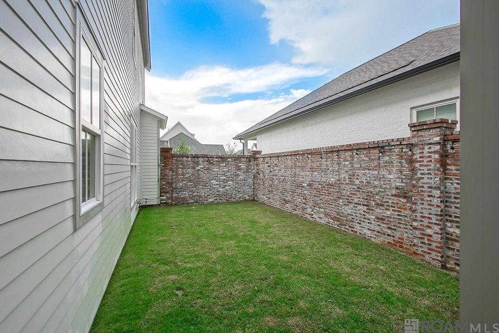 5224 N Pointer Ct
