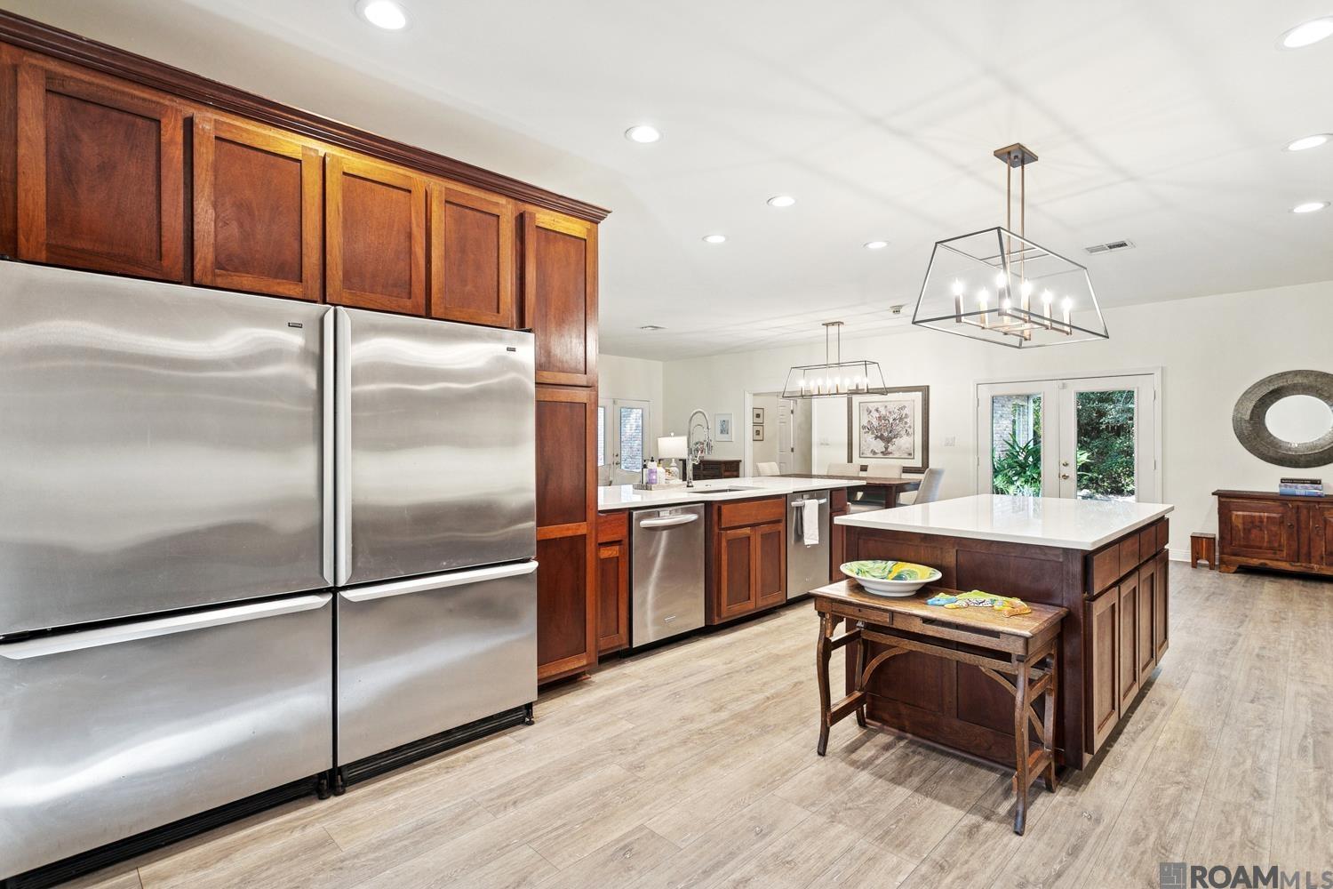 421 Pinecrest Dr