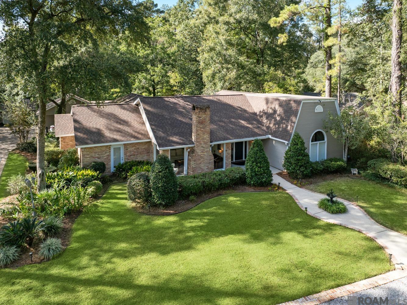 421 Pinecrest Dr