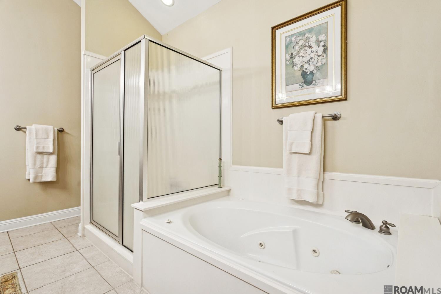 421 Pinecrest Dr
