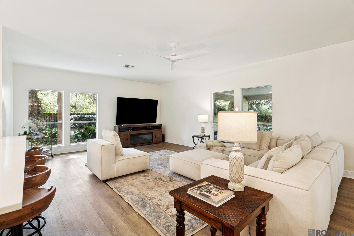 421 Pinecrest Dr