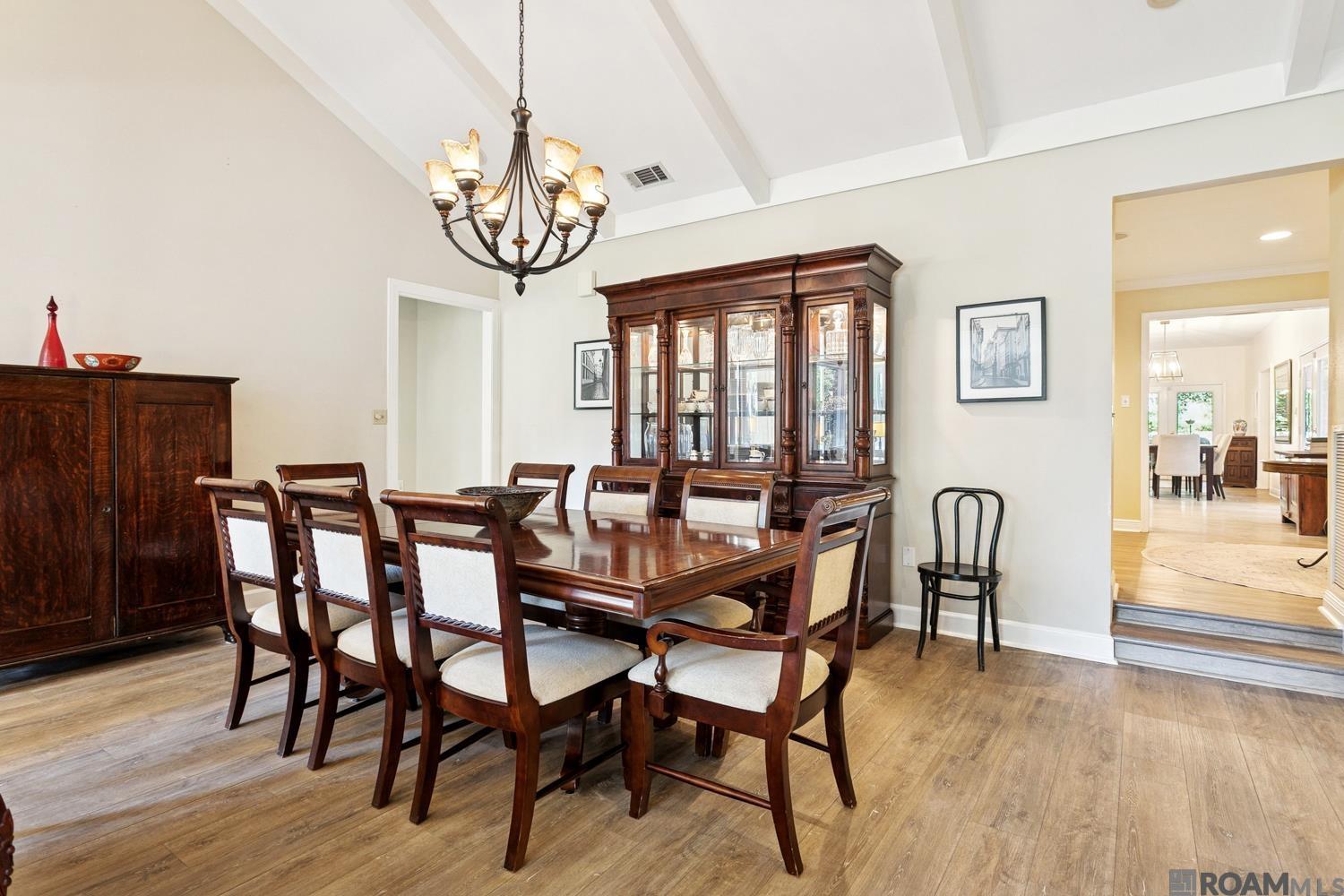 421 Pinecrest Dr