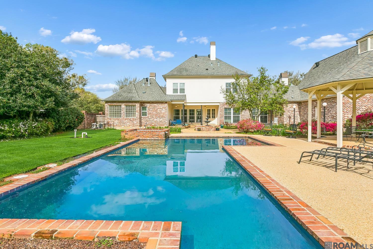 756 Myrtle View Dr