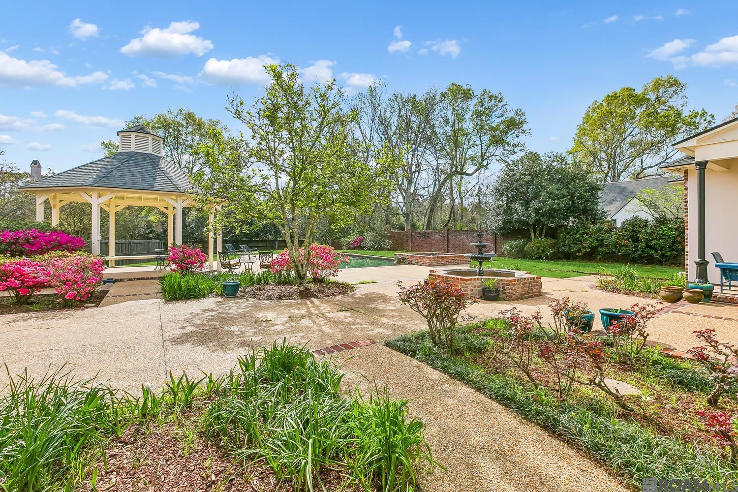 756 Myrtle View Dr