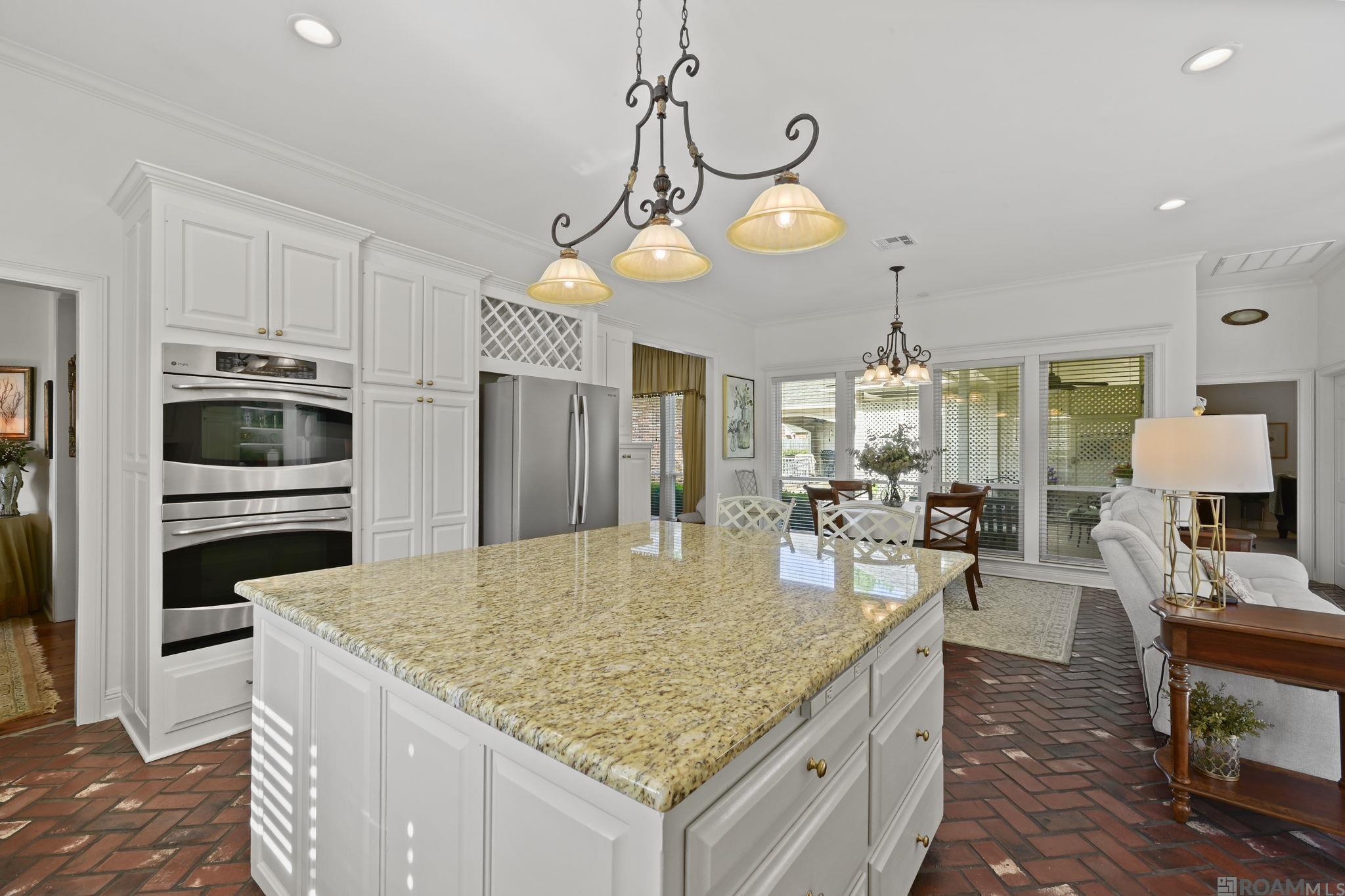 17952 Heritage Estates Dr