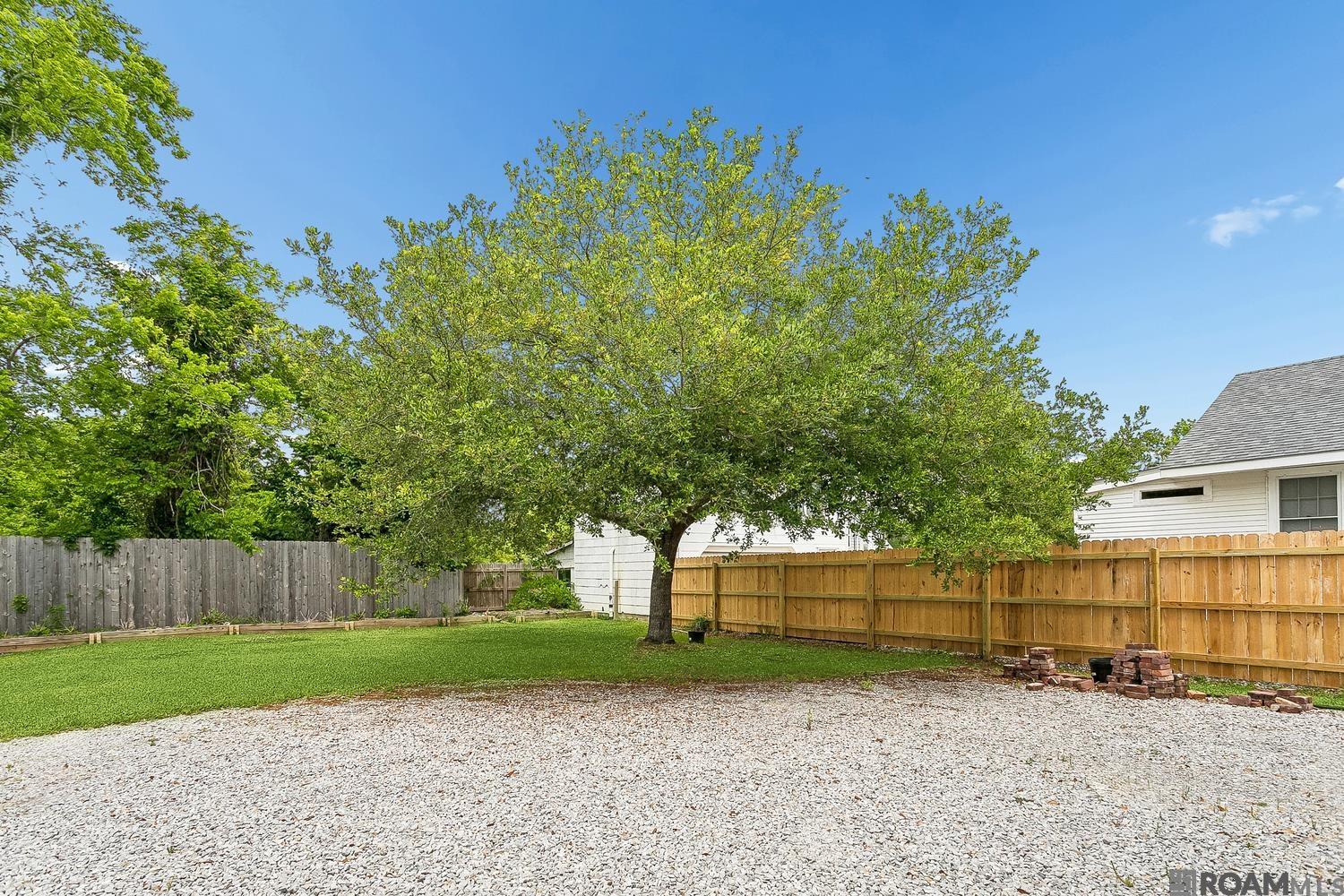 222 Lafitte St