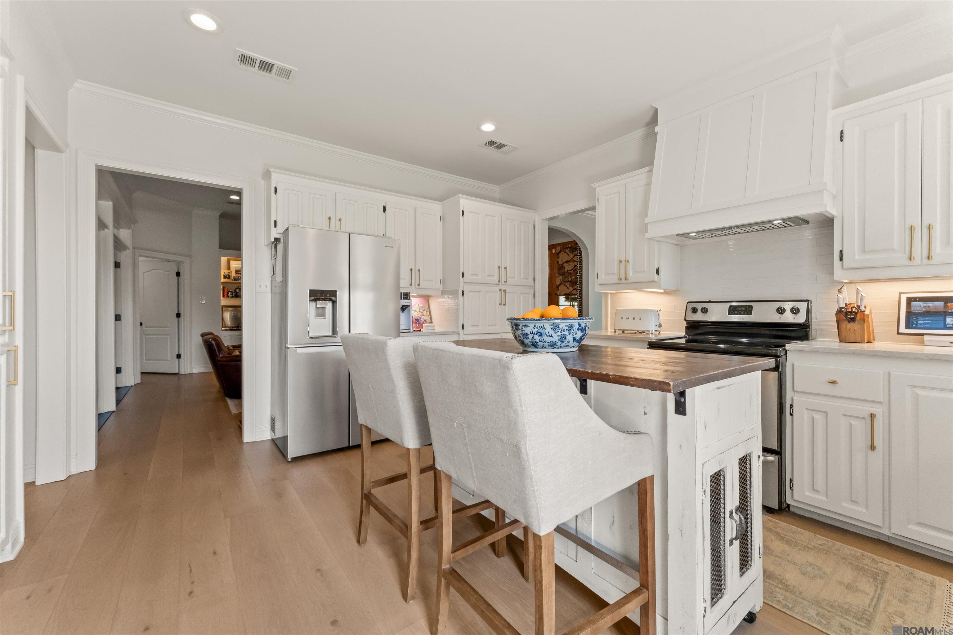 2768 Brentwood Dr