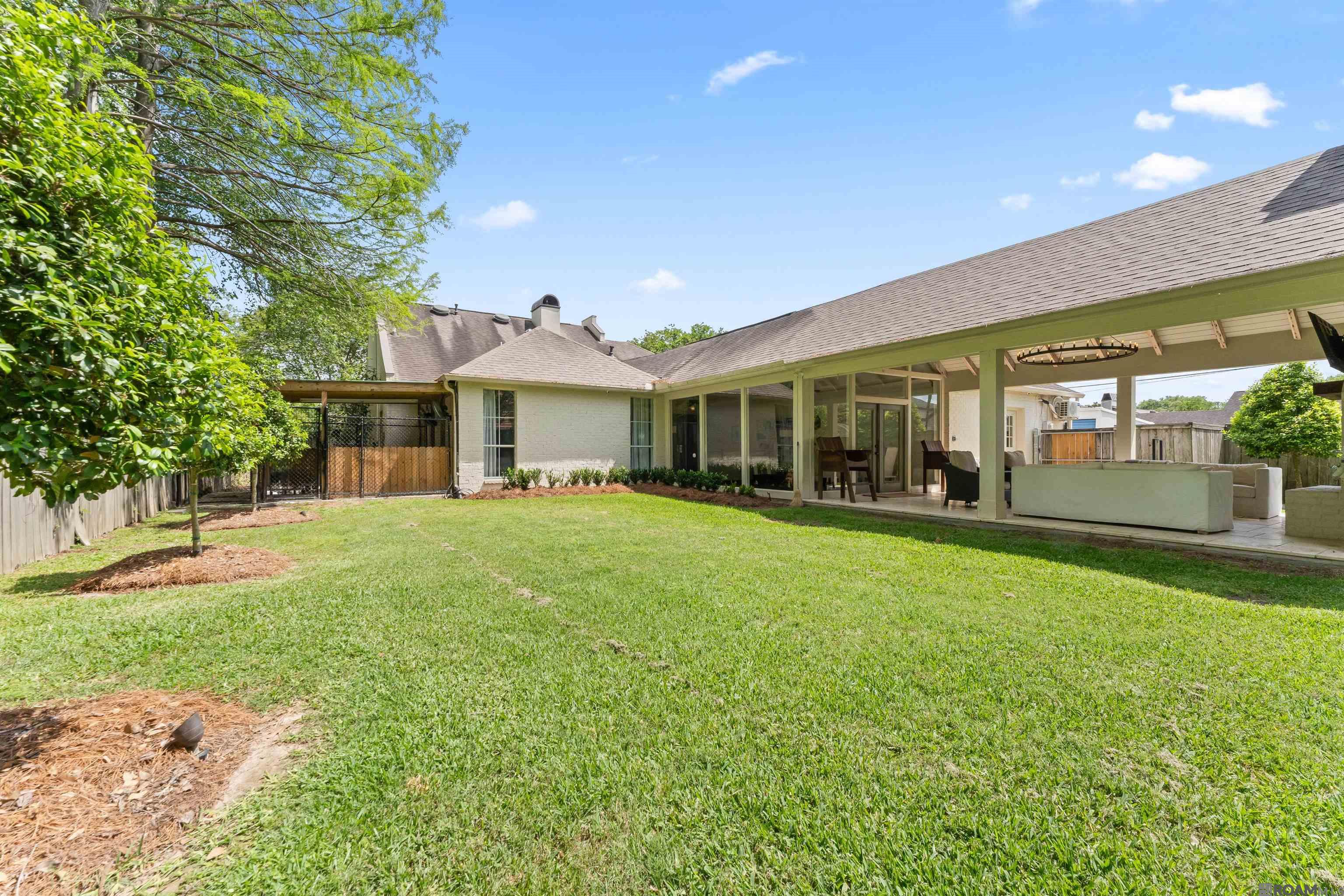2768 Brentwood Dr
