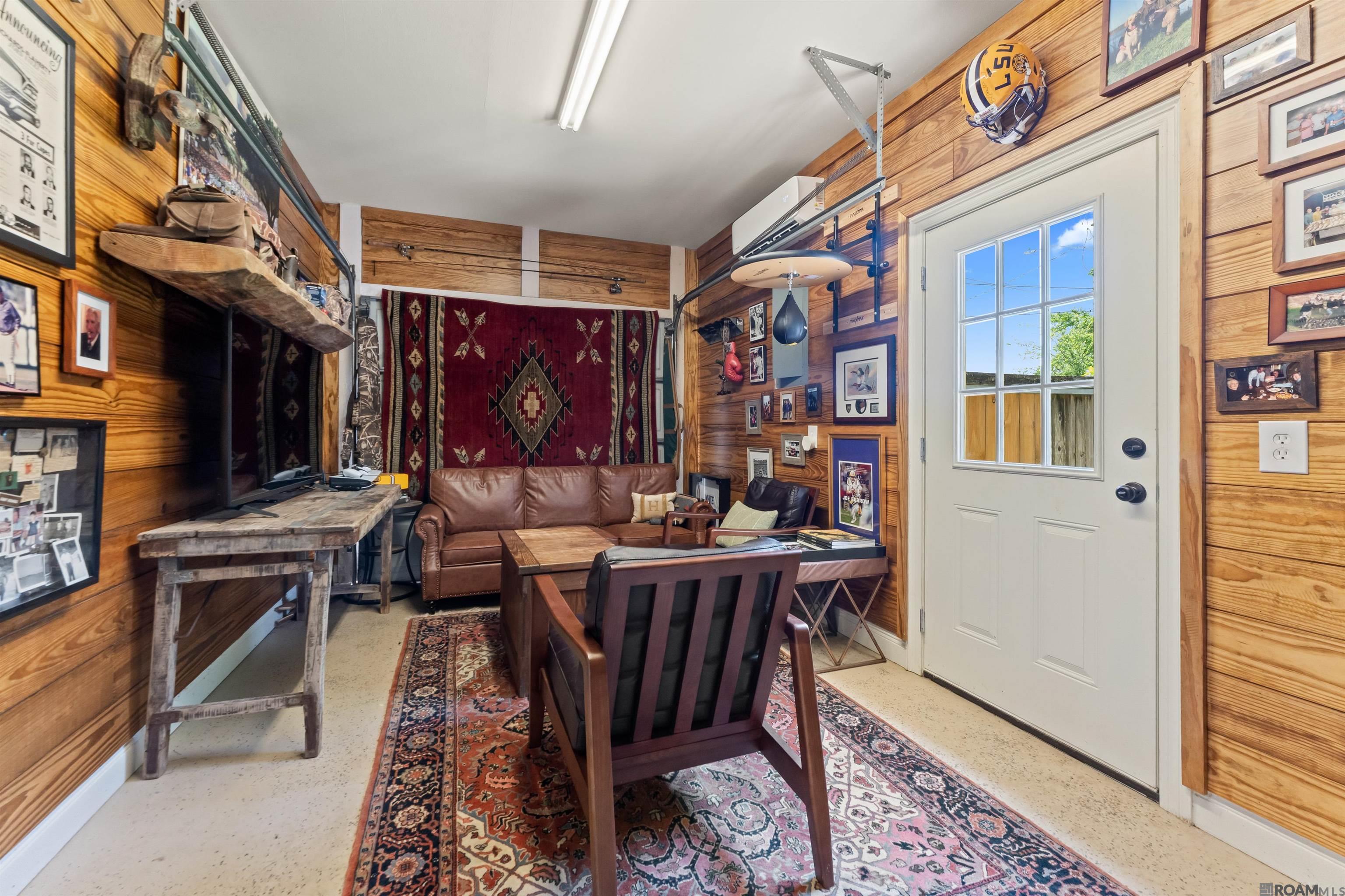 2768 Brentwood Dr