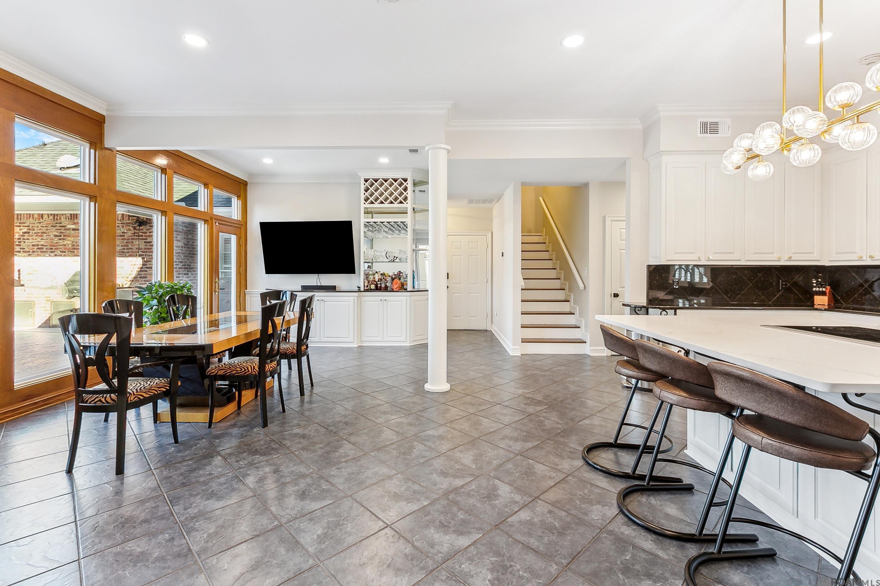 2237 Dove Hollow Dr