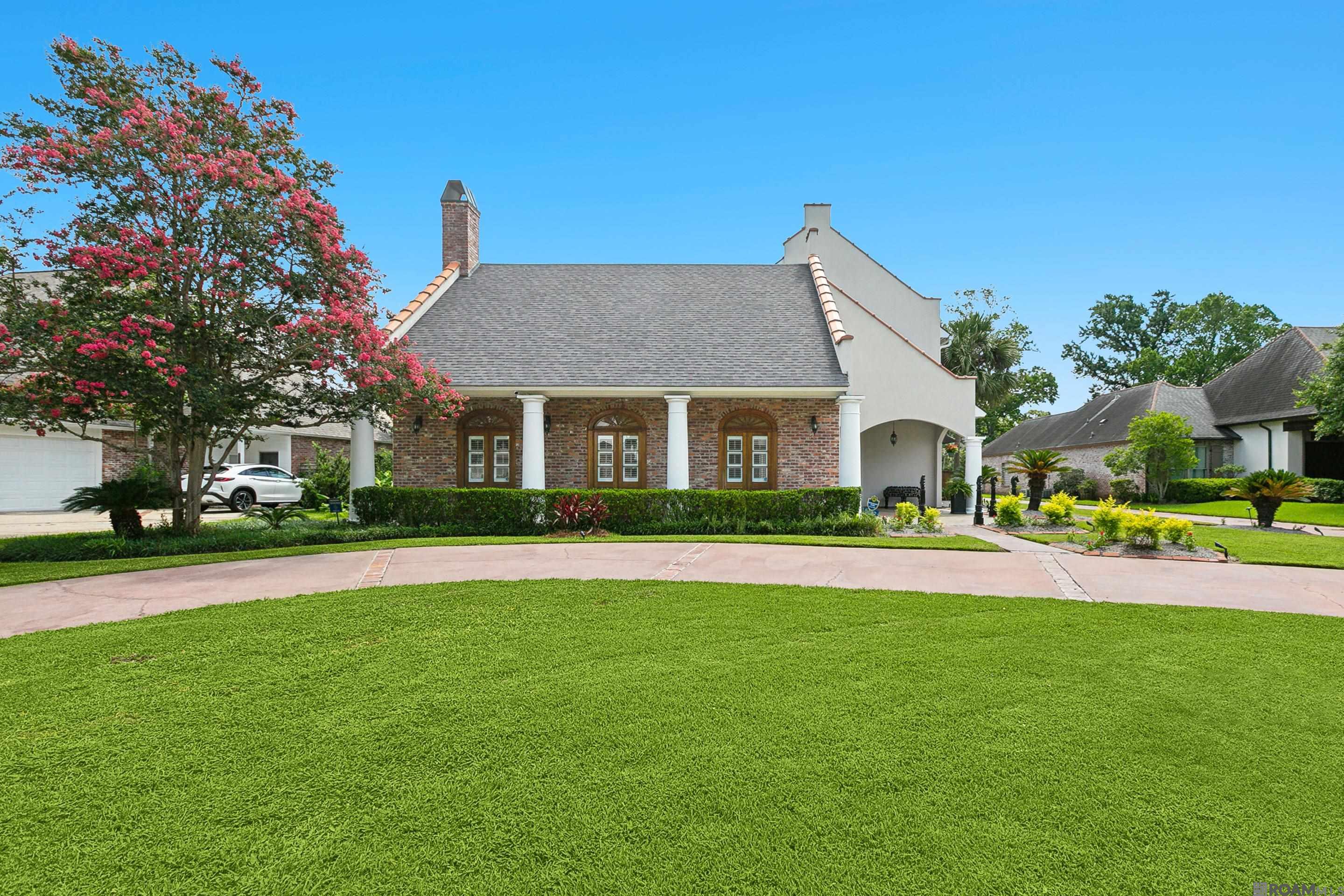 2237 Dove Hollow Dr
