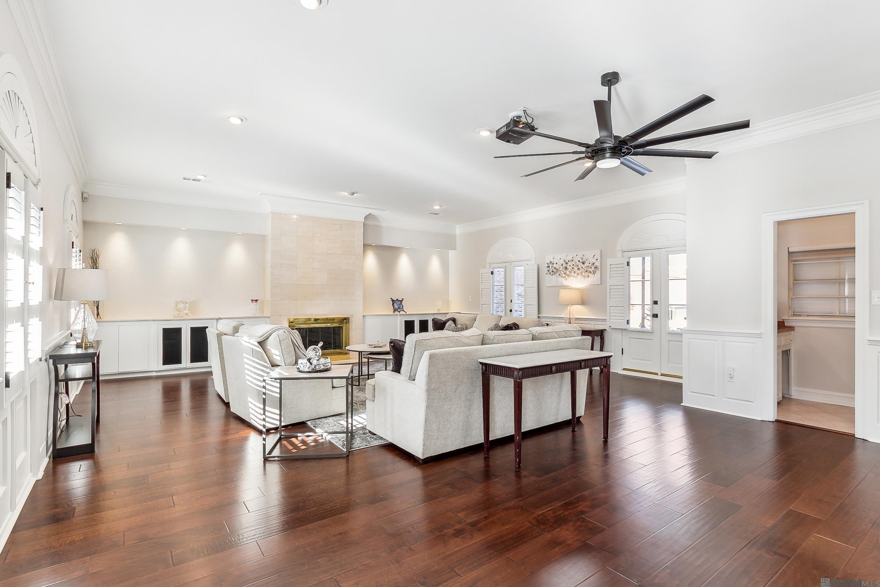 2237 Dove Hollow Dr