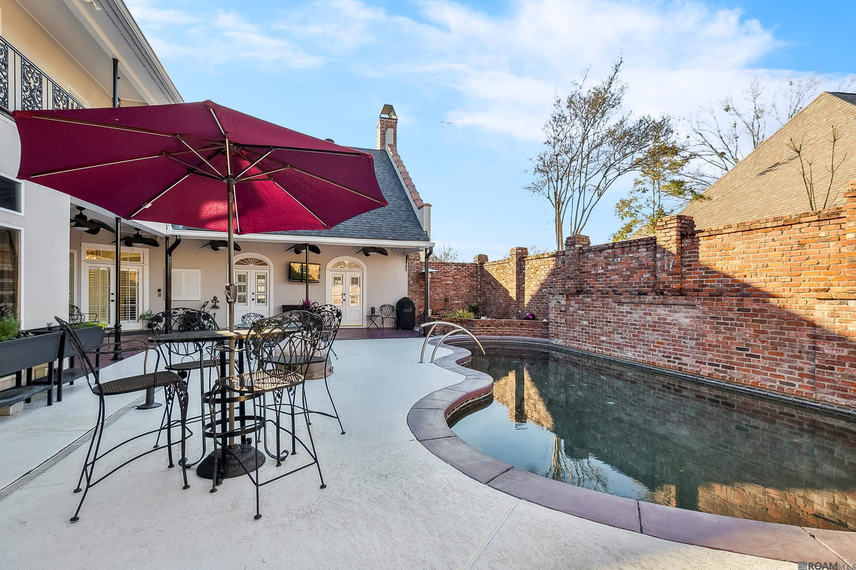 2237 Dove Hollow Dr