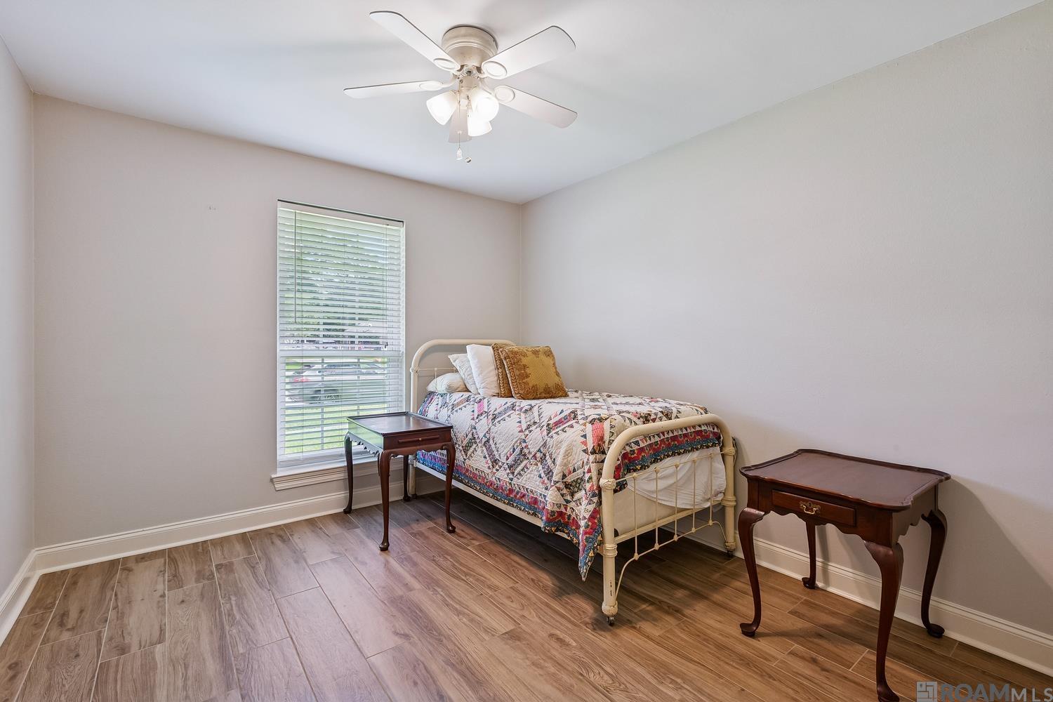 1614 Brookhollow Dr