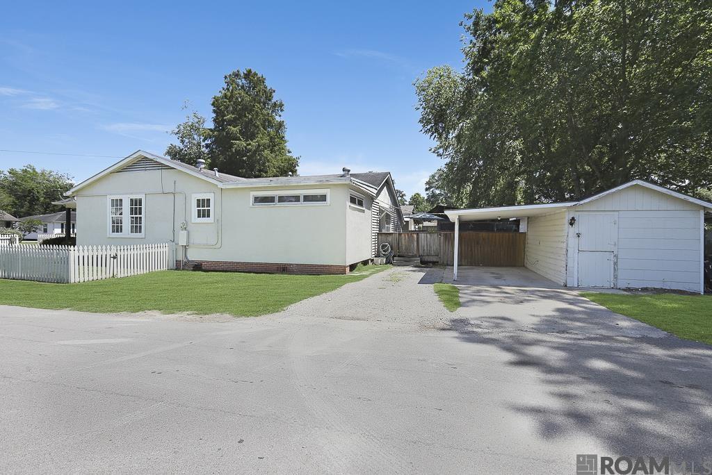 1408 Stephens Ave