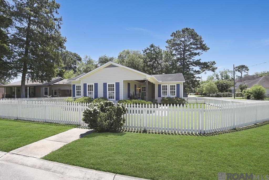 1408 Stephens Ave