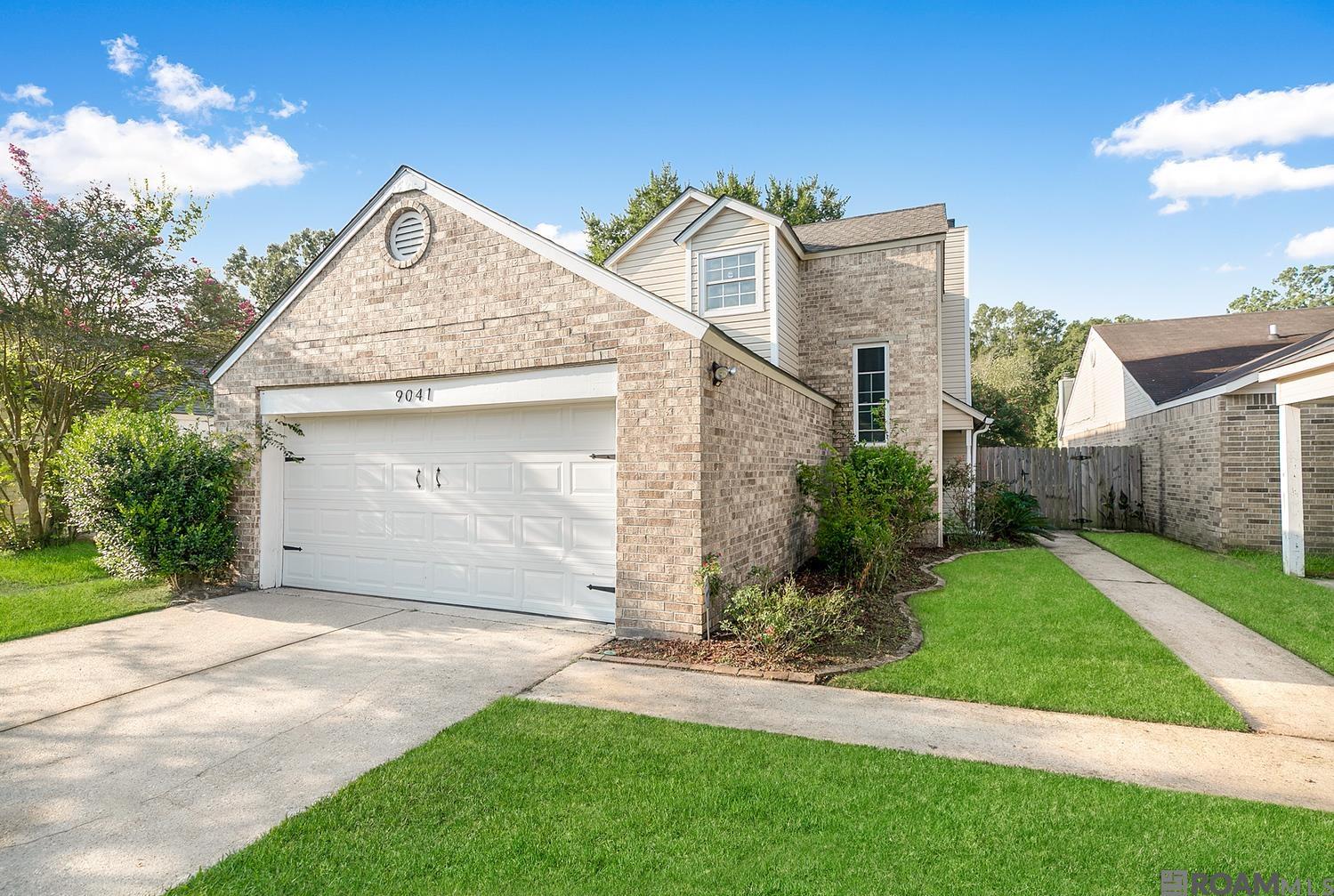 9041 Alder Dr