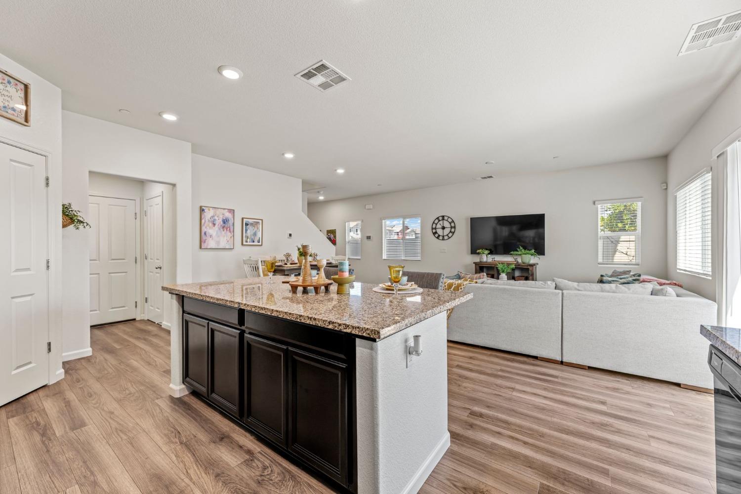 3760 Arborhill Way