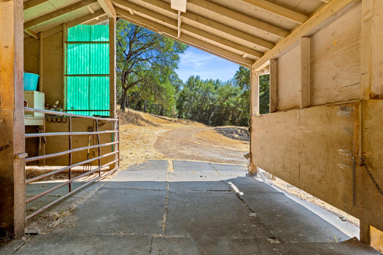 6840 Arena Lane