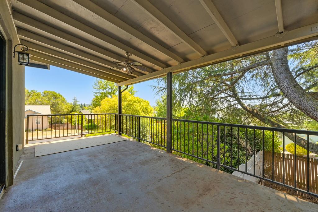 11215 Mountain View Court