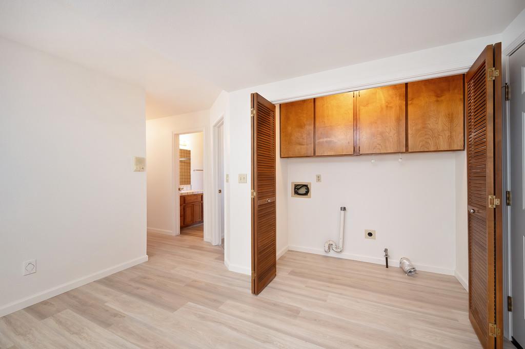 11215 Mountain View Court