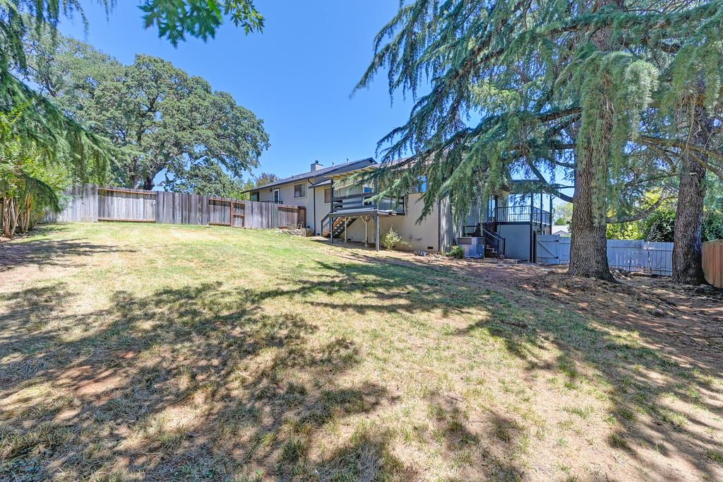 11215 Mountain View Court