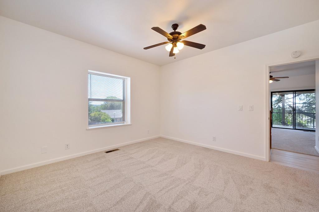 11215 Mountain View Court