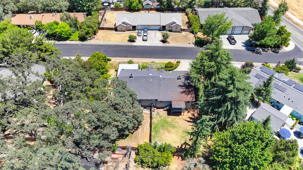 11215 Mountain View Court