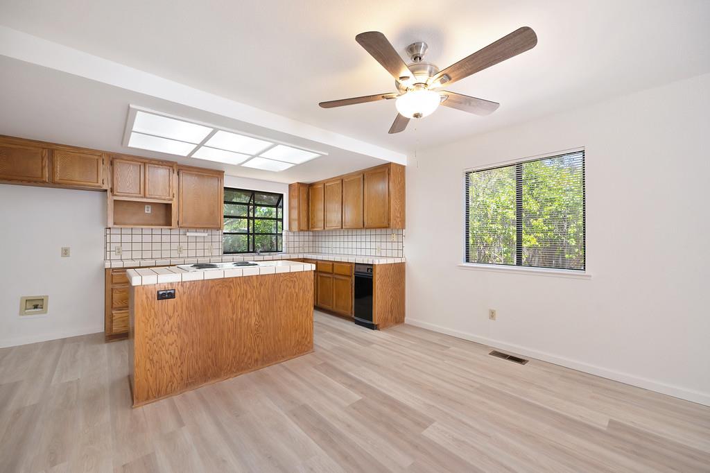 11215 Mountain View Court