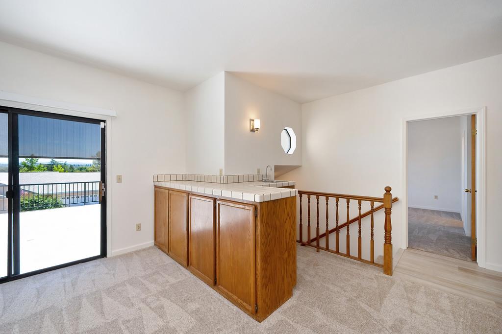 11215 Mountain View Court