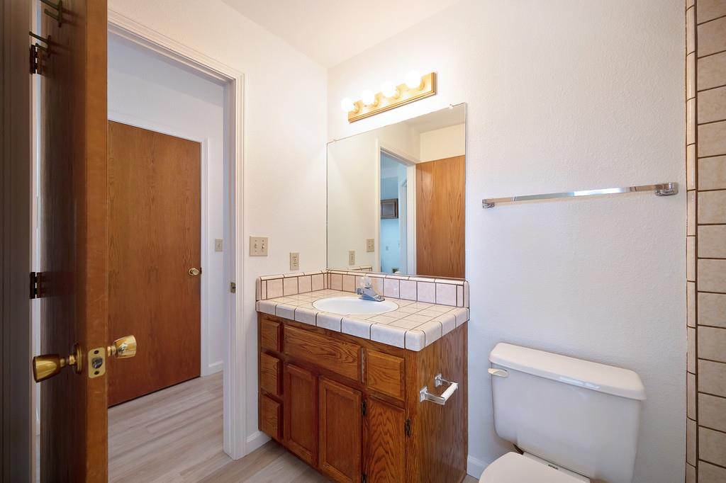 11215 Mountain View Court