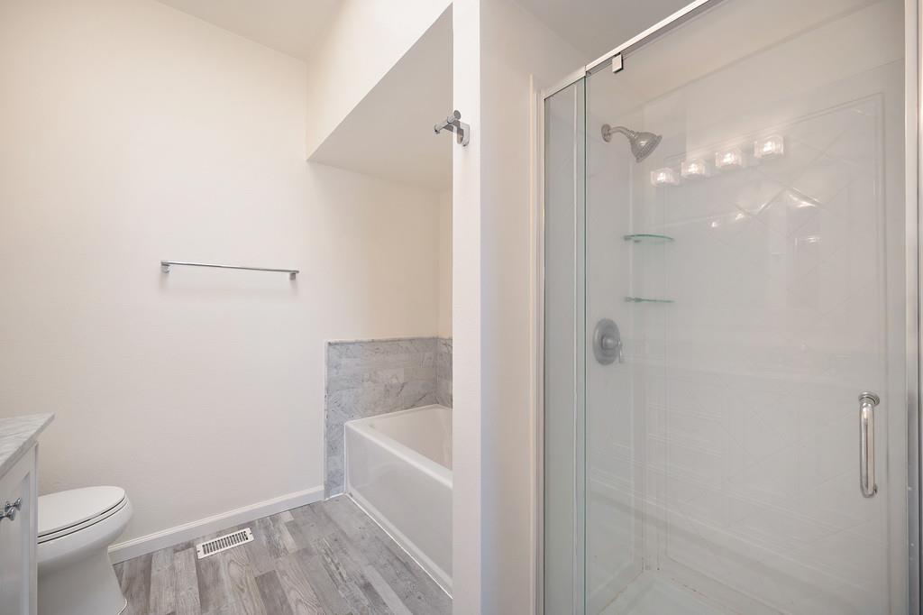 11215 Mountain View Court