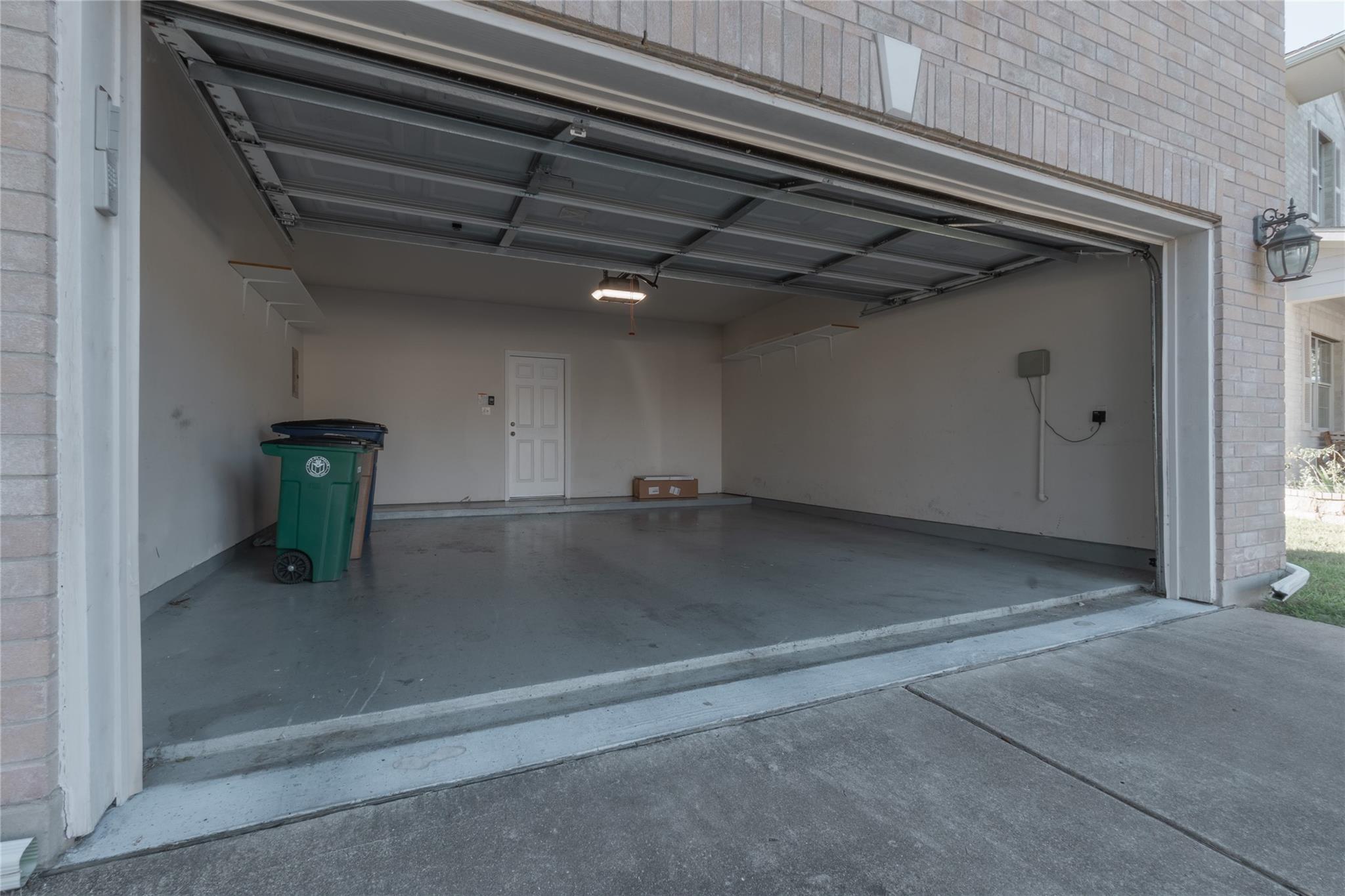 9516 Castle Pines DR