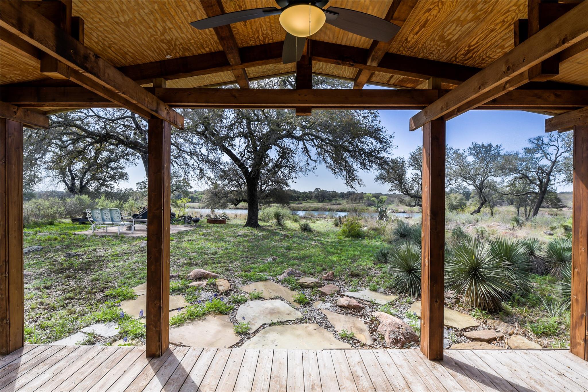 4044 county road 104