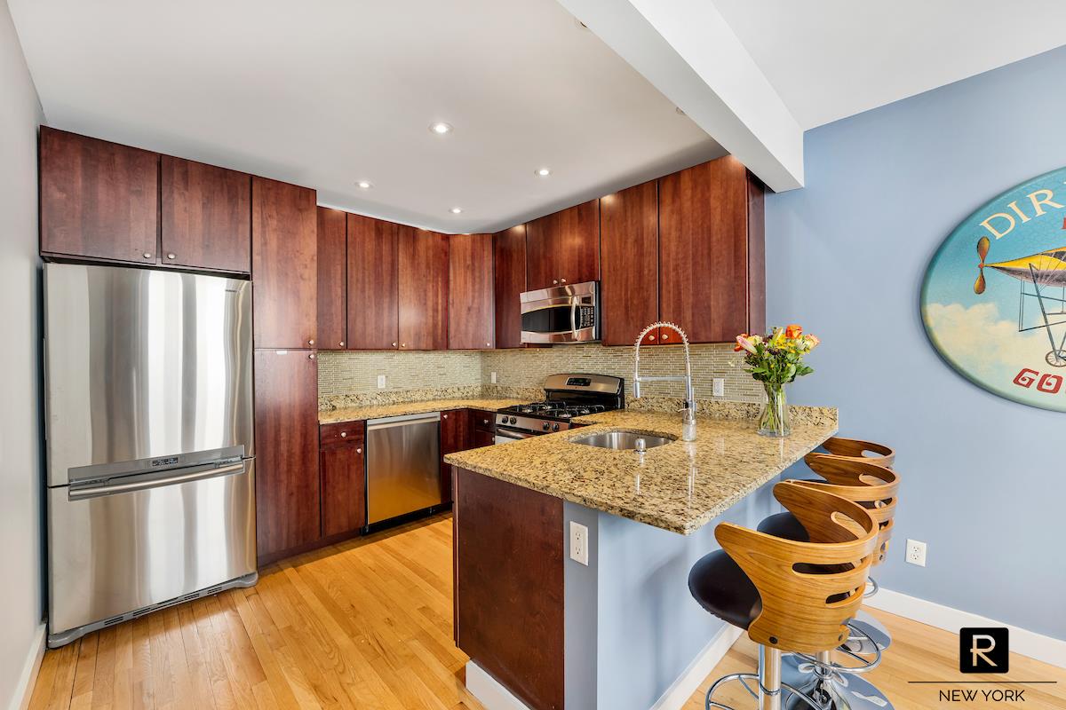 251 W 98th Street 9-C