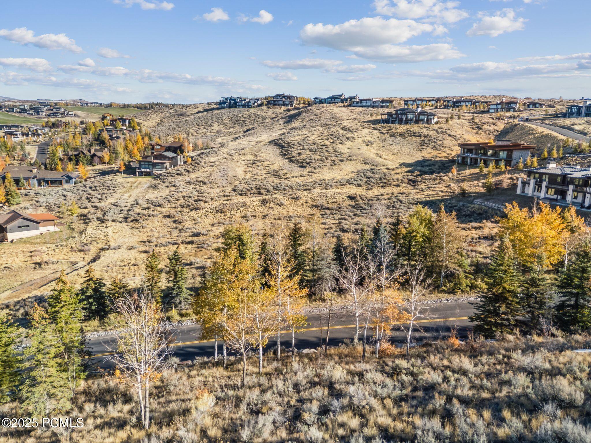 3255 Bugle Court, 16