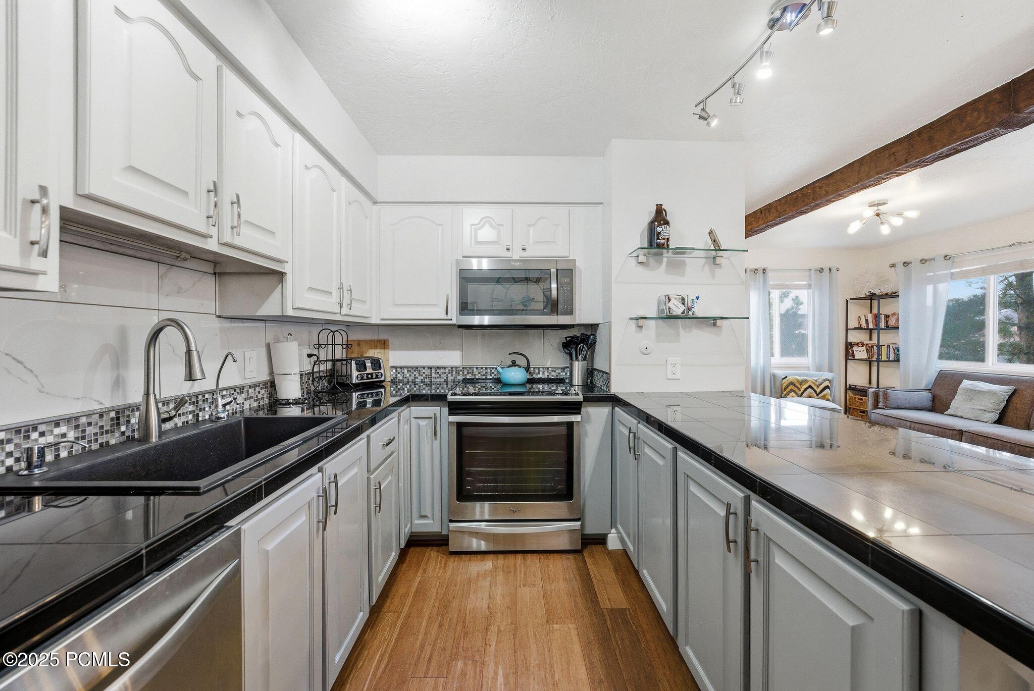 1885 Prospector Avenue B1