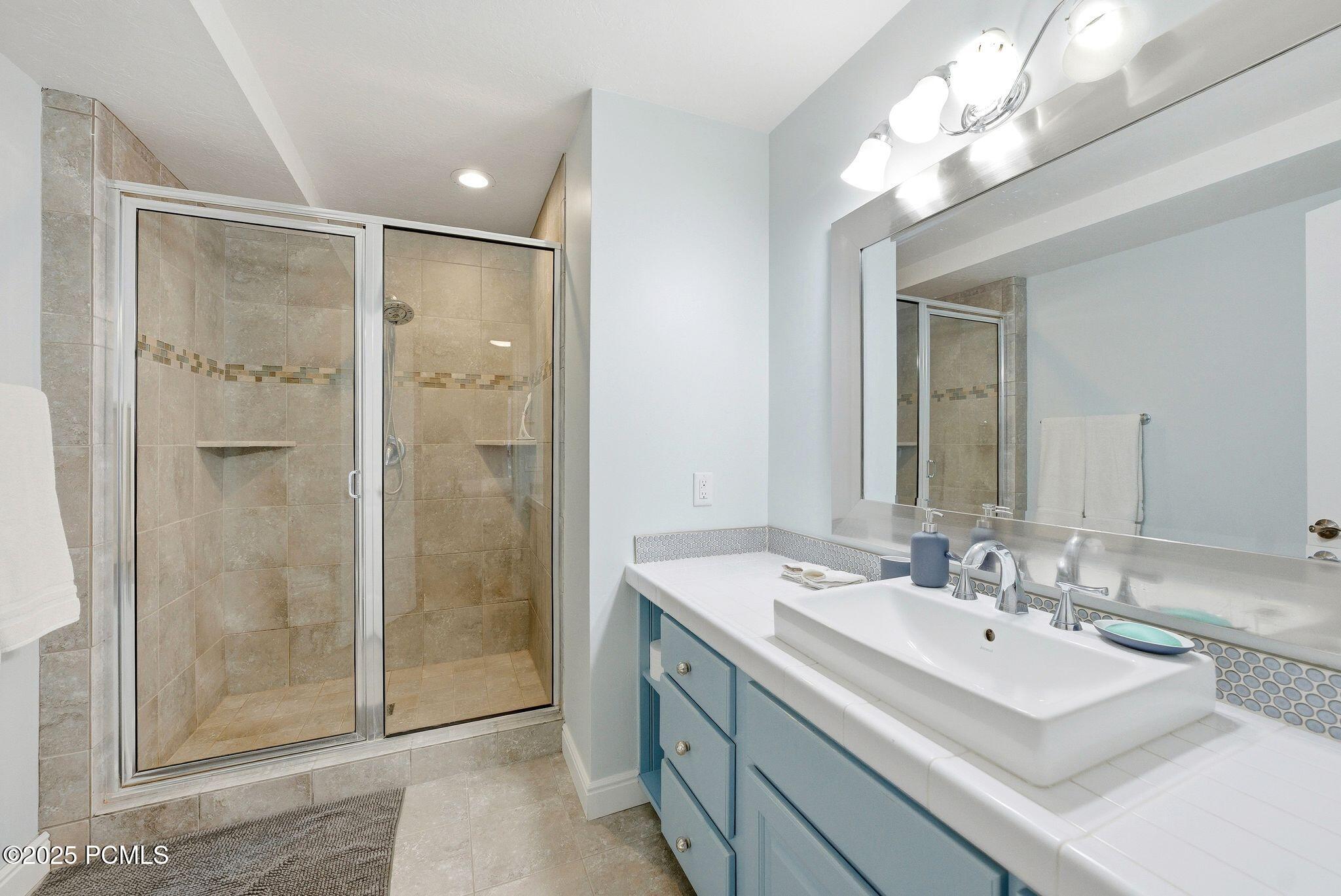 1885 Prospector Avenue B1