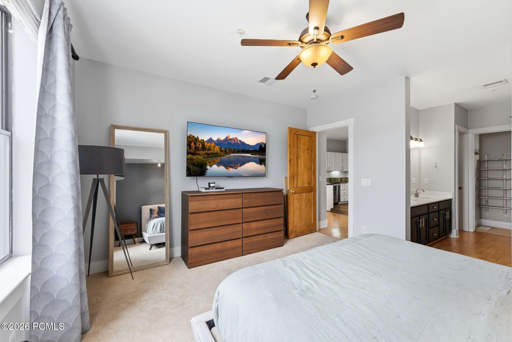 8231 Meadowview Court K12