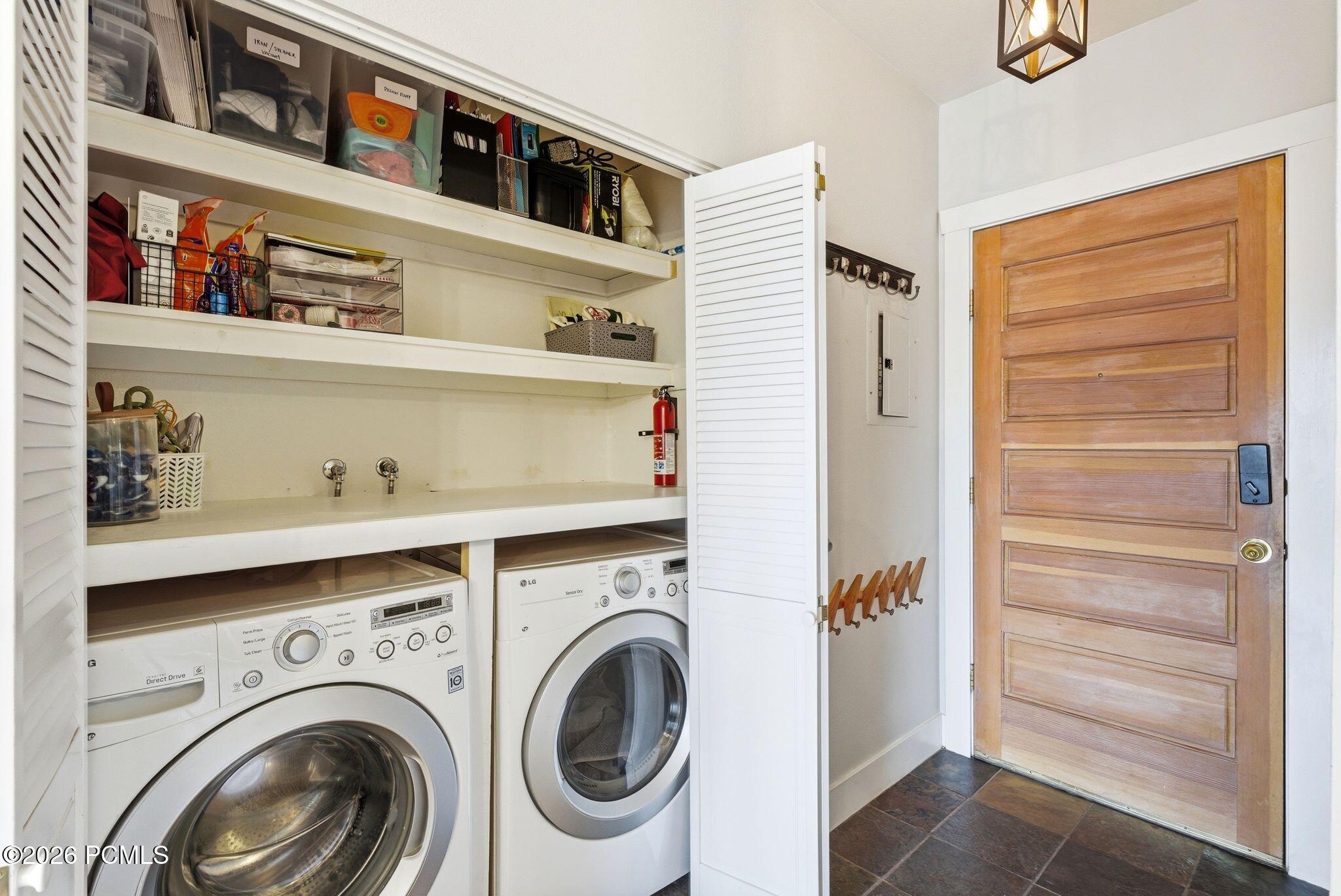 8231 Meadowview Court K12