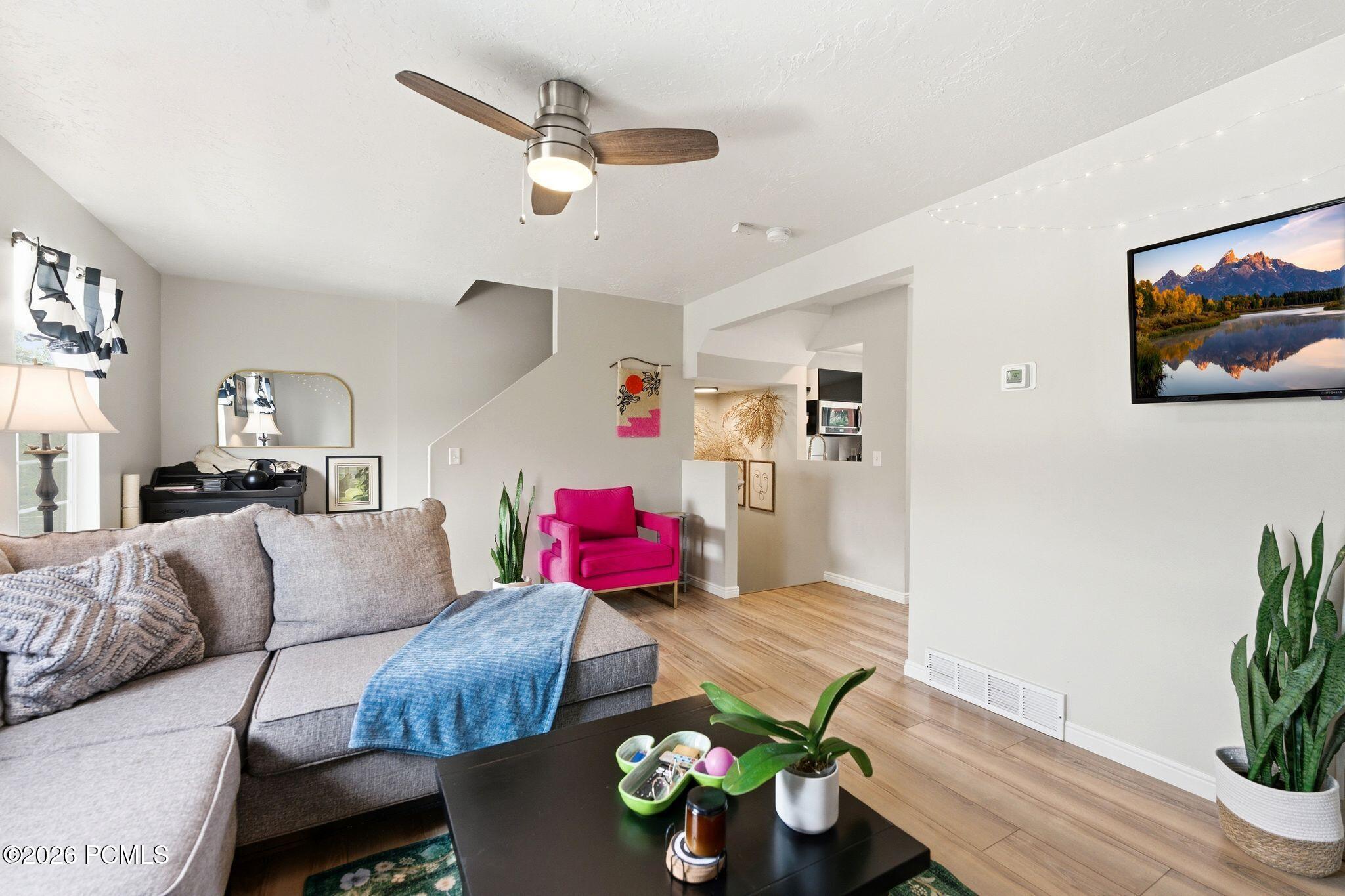 515 Inverness Lane