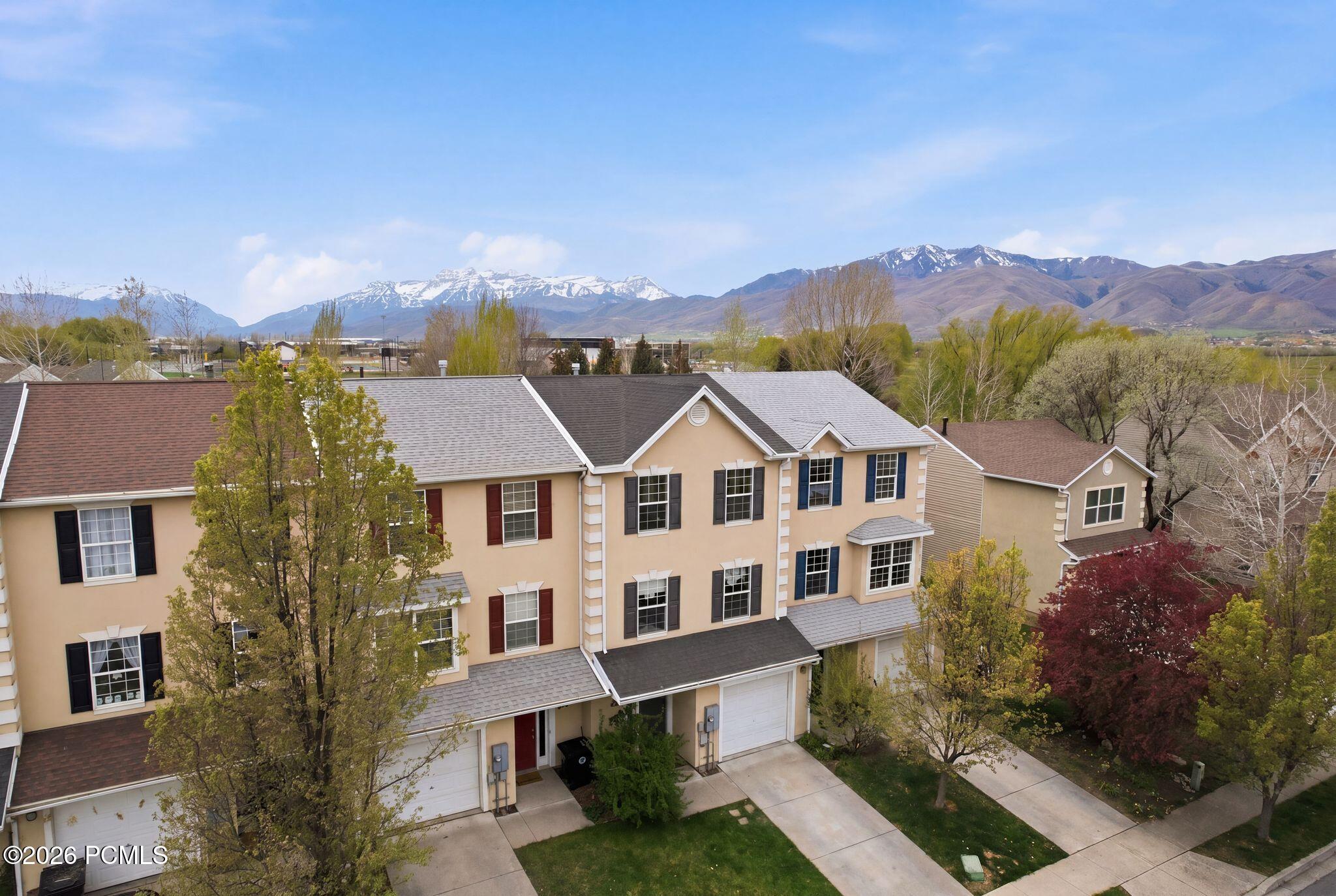 515 Inverness Lane