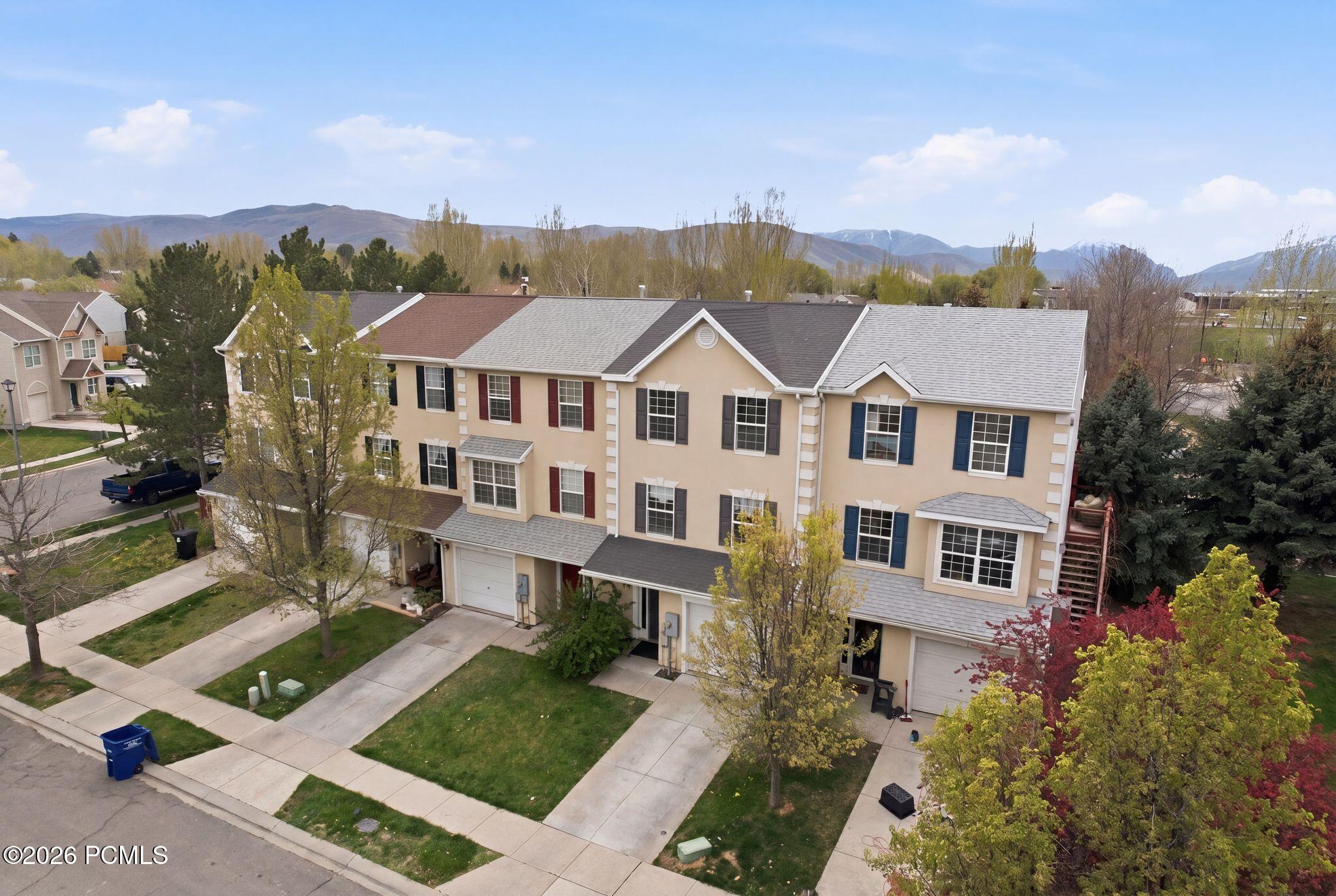 515 Inverness Lane