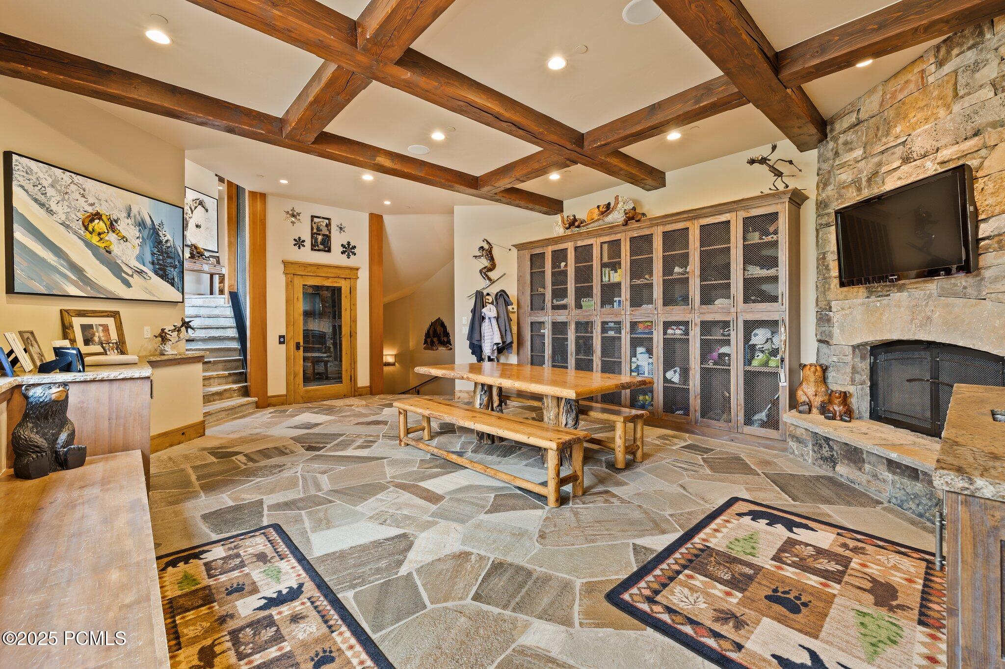 35 White Pine Canyon Road