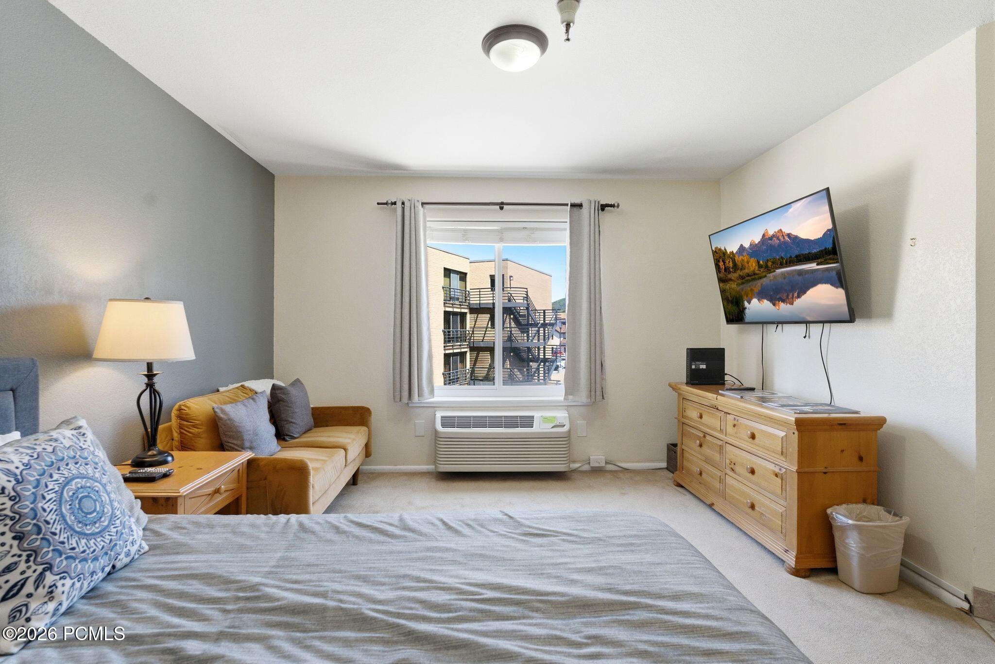 1940 Prospector Avenue 331
