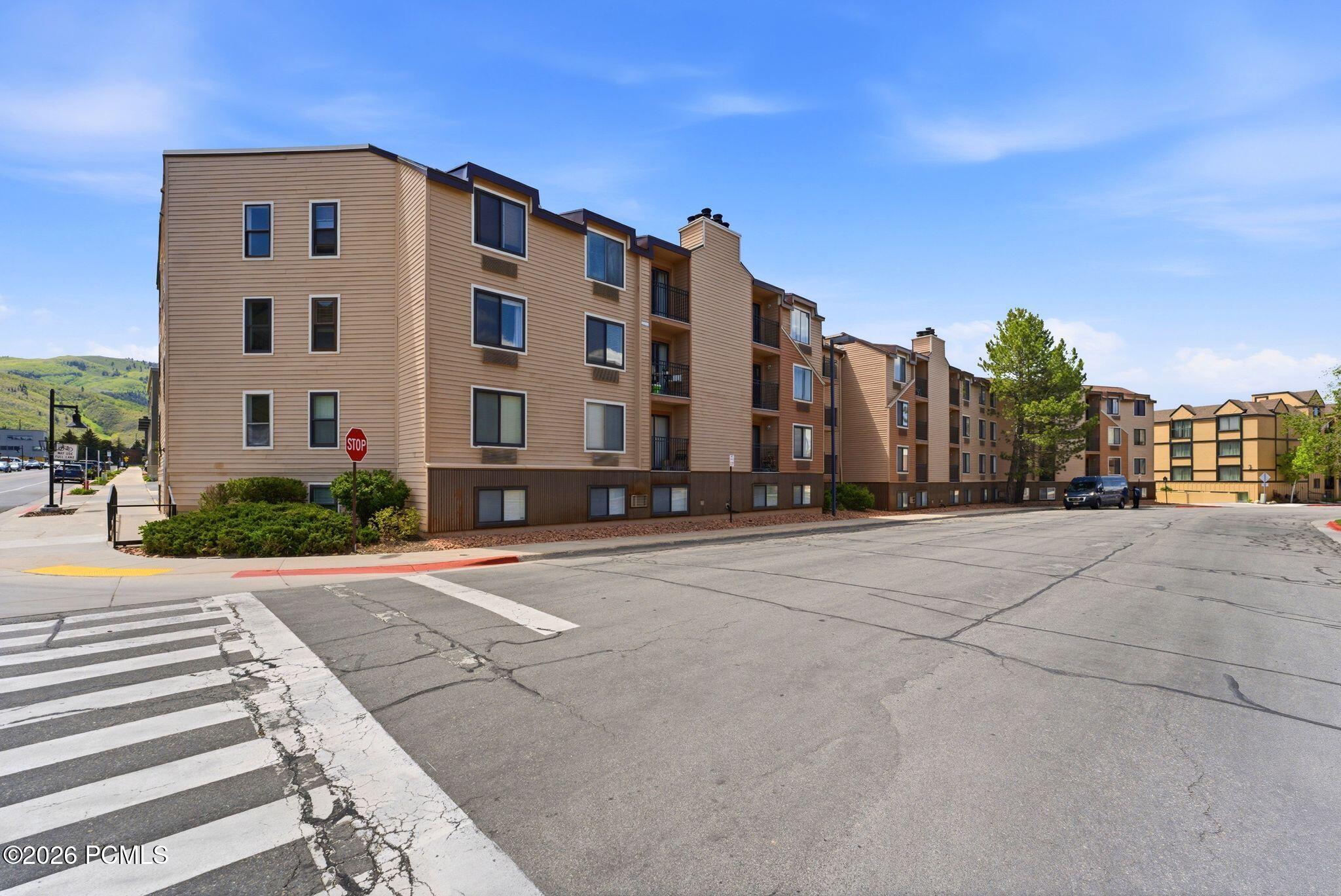 1940 Prospector Avenue 331