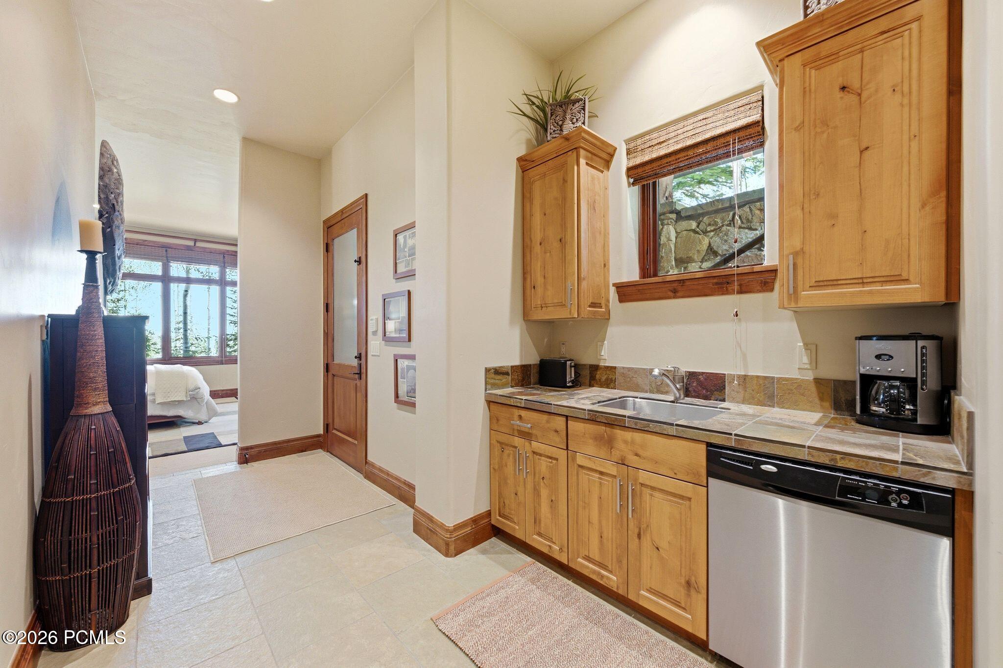 39 White Pine Canyon Road